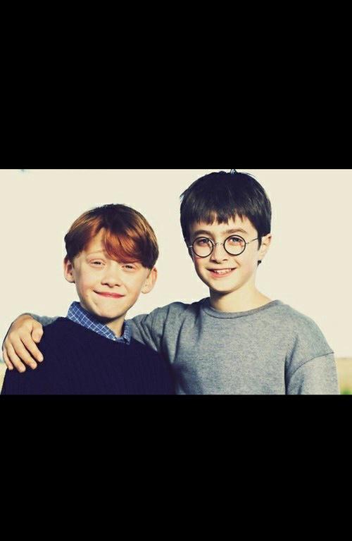 Leelibros1's tweet photo. ¡Feliz día del orgullo friki Potterheads! #OrgulloPotterhead http://t.co/K9lbNA1mKw
