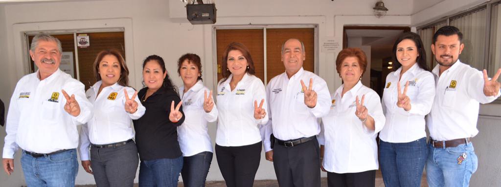LoreniaValles_'s tweet photo. Haciendo Equipo por Hermosillo!! #VotaPRD http://t.co/Z3lwngFy17