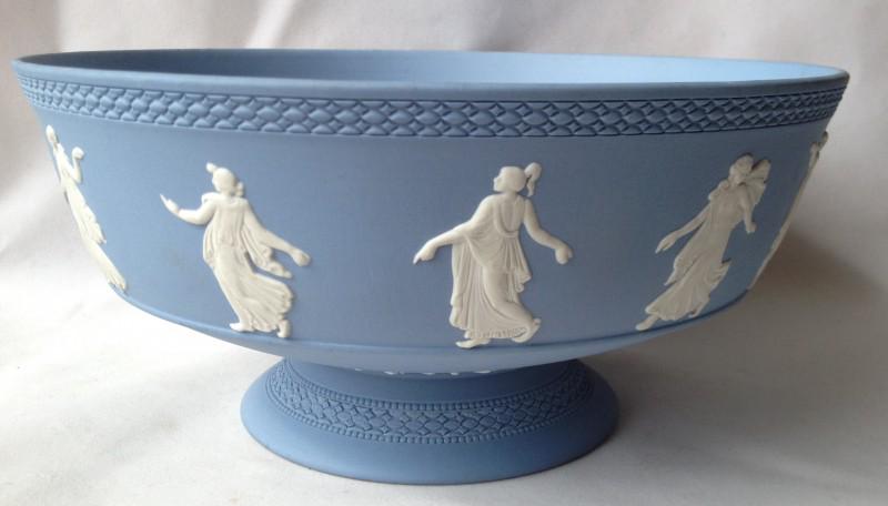 nivagcollects's tweet image. nivagcollectables.co.uk/search.php?q=d… we have a great selection of #Wedgwood #DancingHours items in #Jasperware have a look
