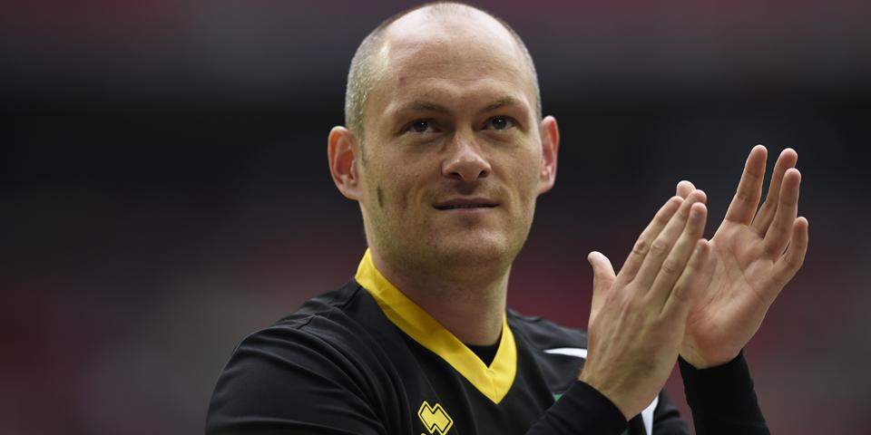 NorwichCityFC's tweet photo. PREMIER LEAGUE | Alex Neil credits his players after famous play-off victory: http://t.co/BukJeg0ncg #OurFinalStep http://t.co/EUOybPuRVm