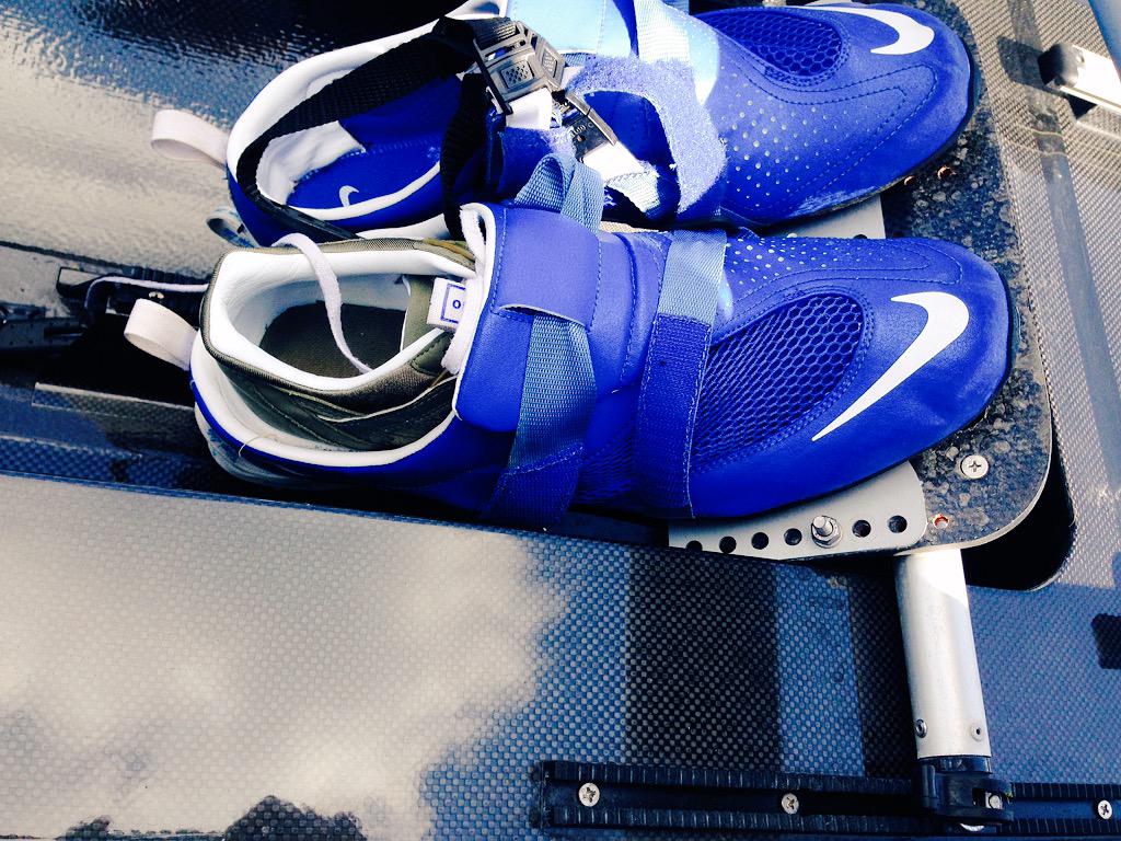 Het verschil moet er wezen... <a href="/JuniorenAcht/">Junioren HollandAcht</a> maat 36 is opgelost. Nu alleen nog 2 meter worden...