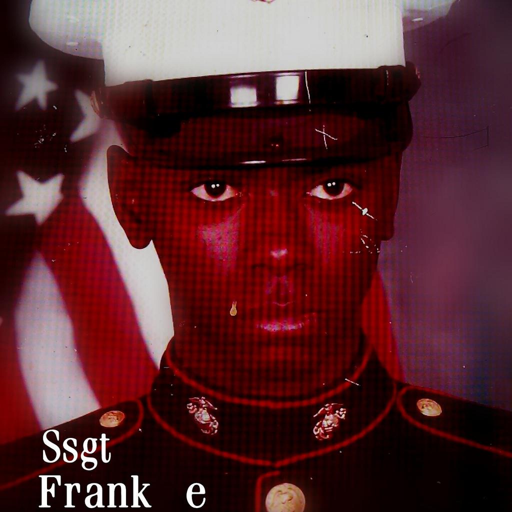 SIMPLY_THE_B__'s tweet photo. HAPPY MEMORIAL DAY TO ALL SERVICE MEN AND WOMEN OF OUR ARMED FORCES.      SALUTE http://t.co/dwA94ZzoKu