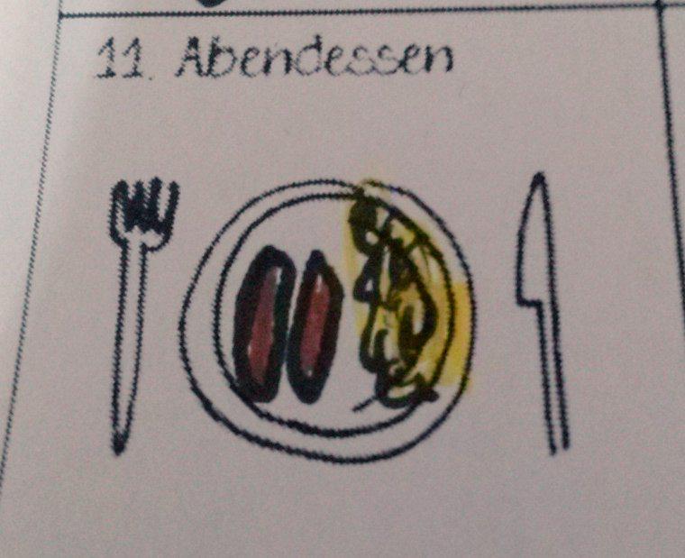Shirinja's tweet photo. Und zum Aufholen noch ein simples Essen #Debreciner #30tagesketchnotechallenge http://t.co/jLNWIXhJfM