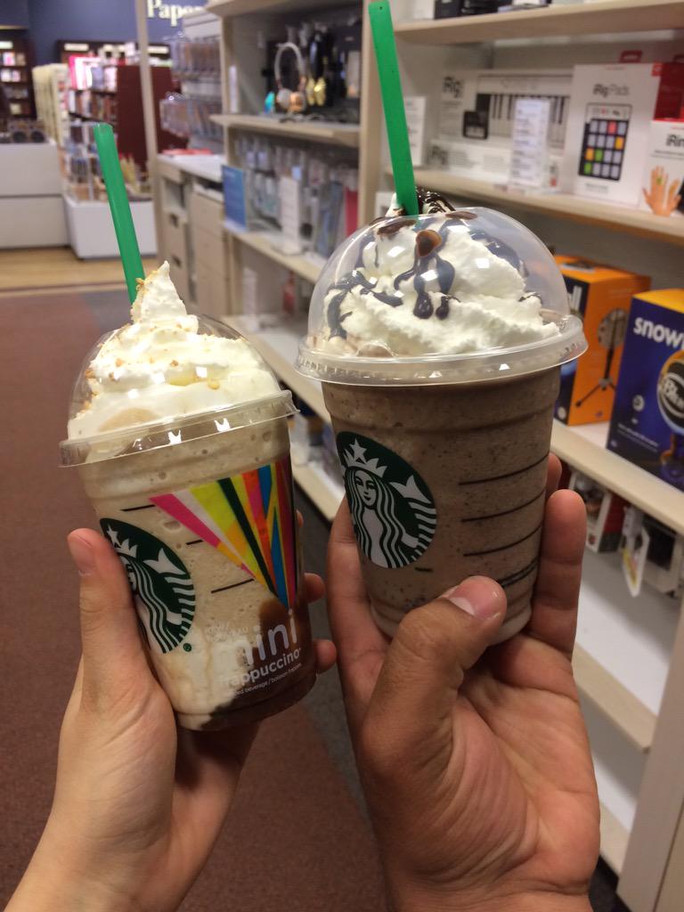 hedgeping's tweet photo. #minifrap from @Starbucks so cute! http://t.co/4r3XpYtKwi