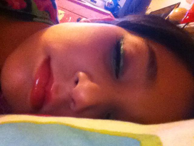 CursteT tweet picture