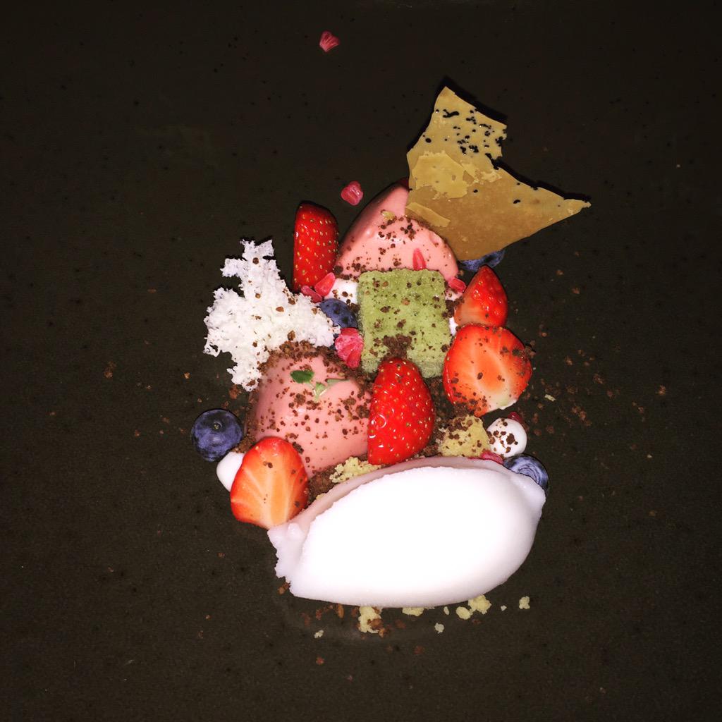 #foodporn <a href="/Bloemenbeek/">De Bloemenbeek</a> #DeLutte, feest!!!