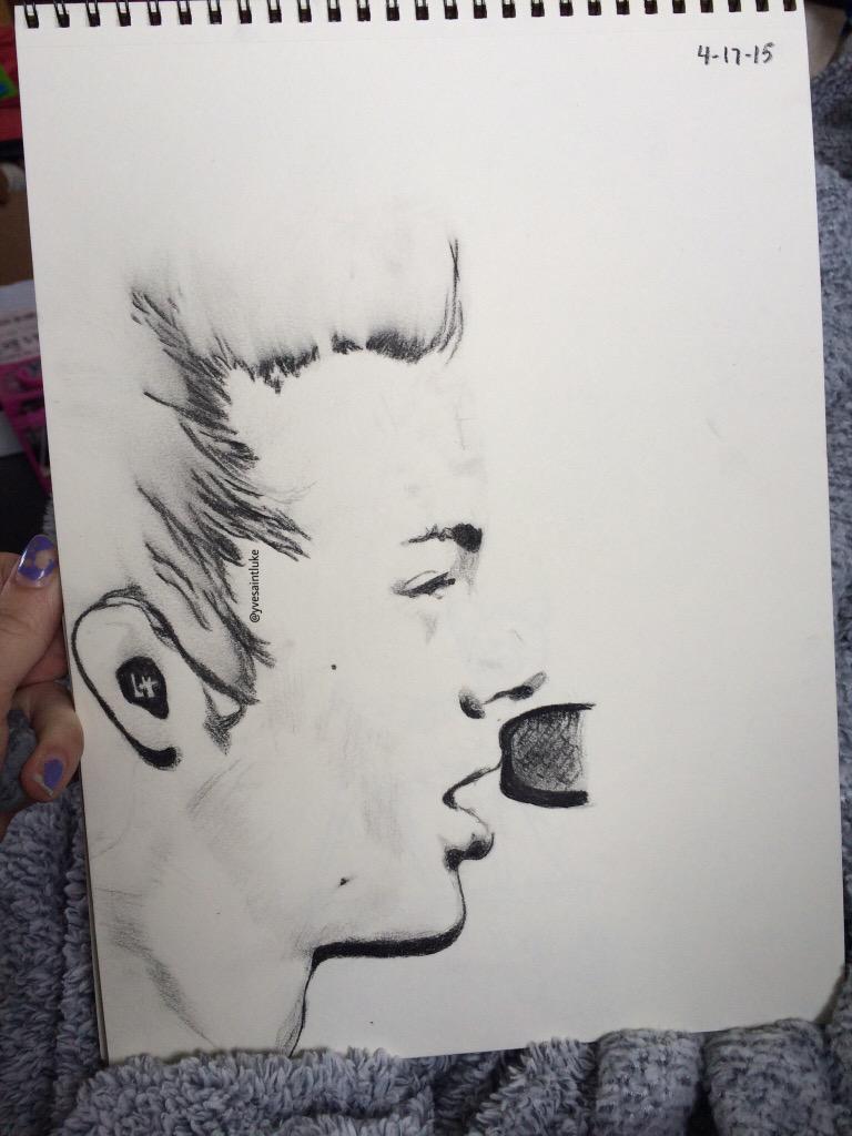 yvesaintluke's tweet image. I drew @Calum5SOS and @Luke5SOS and it would be amazing if they could see my drawings💕💛 #5sosfanart #5SOSFAM @5sos