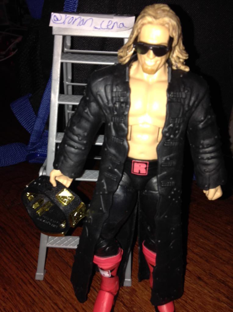 ronan_cena's tweet photo. @RingsideC #RSCFavoriteFigure http://t.co/73F6zKtAjj