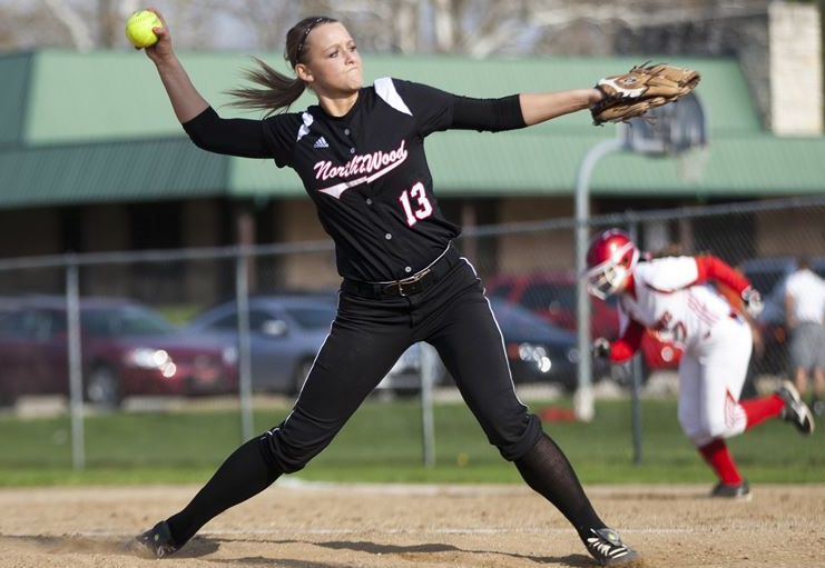 ElkhartTruth's tweet photo. Fairfield softball's Julia Brown leads in victory over Tippecanoe Valley #Class3Asectional http://t.co/4DGMs5TWK5 http://t.co/g3OswekMwo