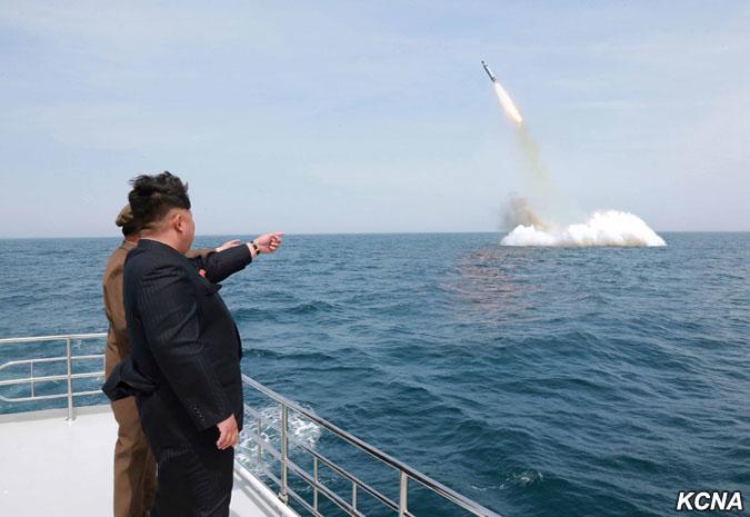 frankfeinstein's tweet photo. Kim Jong Un calls SLBM test fire "eye-opening miracle" | @KCNAWatch http://t.co/u25JWHFsc4 http://t.co/PV2Gg0q3h8