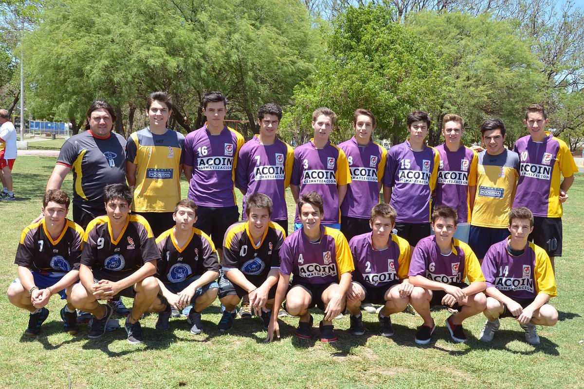 Les deseamos éxitos a los Cadetes de <a href="/handball_cief/">Cief Handball</a>, que hoy partieron a Bariloche a disputar el Nacional A <a href="/fchtvok/">FCHtv</a>