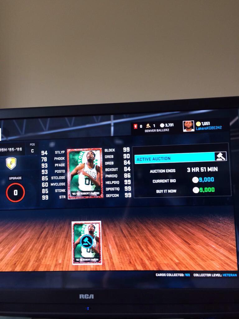 2kPinkkDiamonds's tweet photo. Robert parish going for 9k on auction!!! http://t.co/6LHE8qh3oM