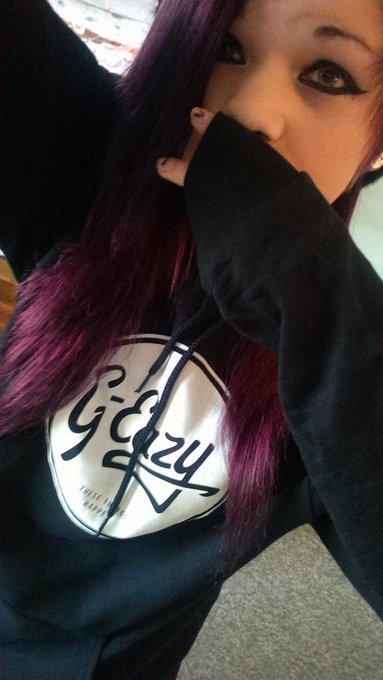 finally came in @G_Eazy http://t.co/lv8u52fXHv<a class="tags" target="_blank" title="On Twitter" href="/?out=eyJ0eXAiOiJKV1QiLCJhbGciOiJIUzUxMiJ9.eyJpYXQiOjE3MjU4NTE5OTAsImlzcyI6InR3cG9ybnN0YXJzLmNvbSIsIm5iZiI6MTcyNTg1MTk5MCwiZXhwIjoxNzU3Mzg3OTkwLCJyZWRpcmVjdF91cmwiOiJodHRwczovL3R3aXR0ZXIuY29tL0dfRWF6eSJ9.yYim6mifsZerSMW1VMw10ZUIF4_ZUuX4ZncrHgobk1tDJhb62GTT_iKO27CIr3hbeid5k7yYbOb__wddkHhLKA">@G_Eazy</a><a href="/tag/newprofilepic"class="tags"><span>#newprofilepic</span></a>