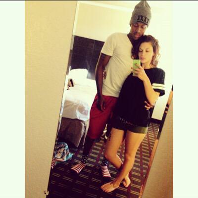 Curveking_'s tweet photo. 👫❤️ http://t.co/7xyvgDexGj