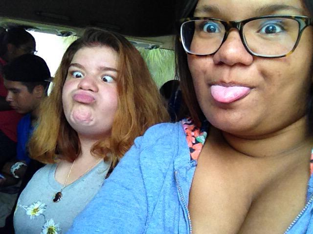 beautival_'s tweet photo. lmao on the bus ride to Universal #GradBash2k15 ๐๐ @dreamsthatflow http://t.co/HGfWY6m6em