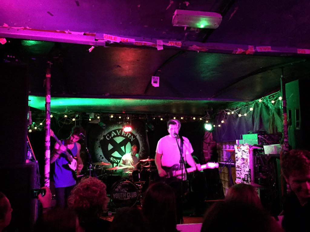 BBCIntroSW's tweet photo. Impressive @bbcintroducing themed @MahatmaMusic night at @ExeterCavern. @bloomukband, @Bklynuk and @weareyouthclub! http://t.co/IeFSQj2eRG