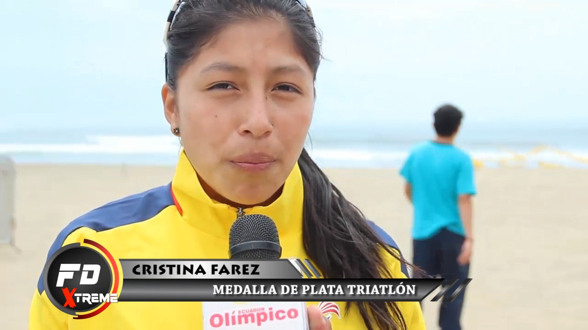 fdextreme's tweet photo. Momentos d gloria como deportista Cristina Fárez @trifedec  https://t.co/Wzvyi41mNg @JaimeDeLaCruzC @DeporteEc http://t.co/uwFXWA26fk