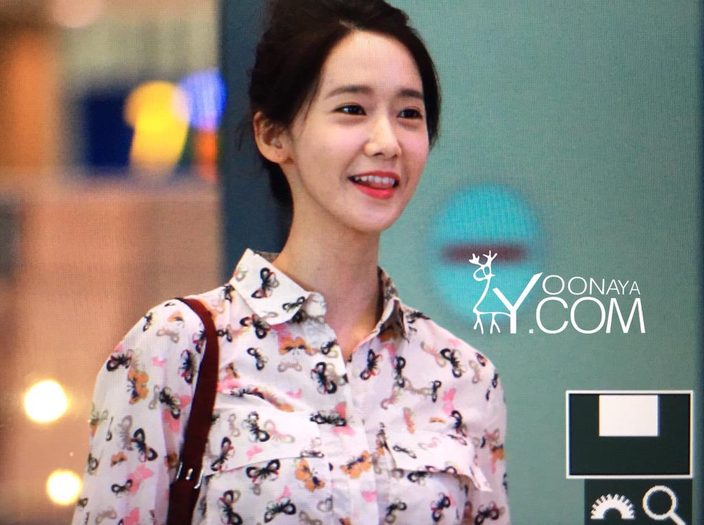 [PIC][26-05-2015]YoonA trở về Hàn Quốc vào trưa nay CF51JABUMAAF42v