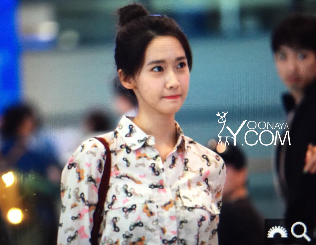 [PIC][26-05-2015]YoonA trở về Hàn Quốc vào trưa nay CF51NhJUIAAfgt9