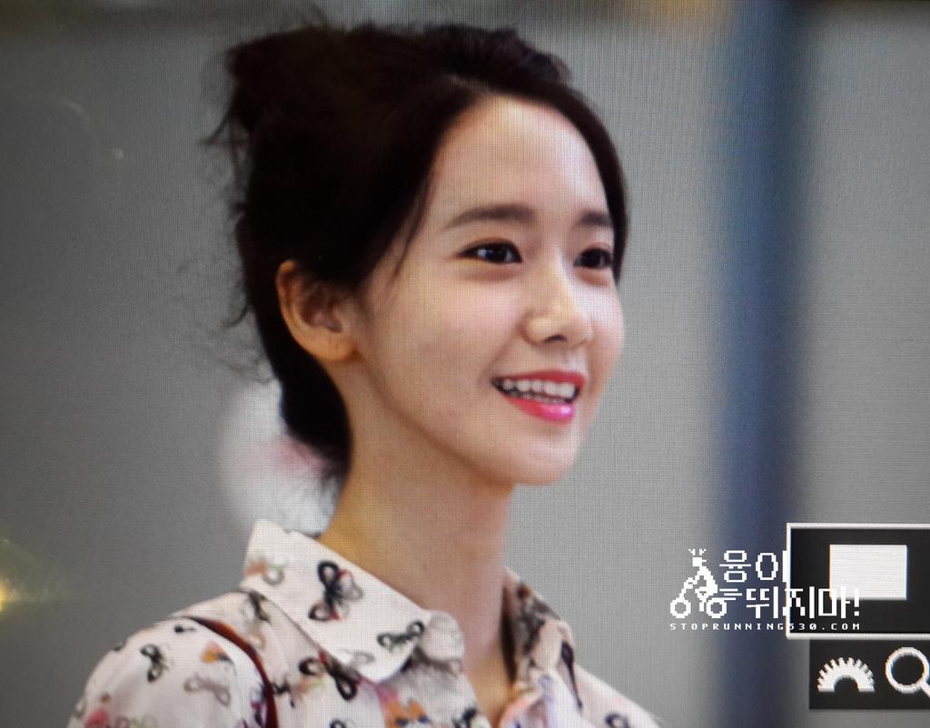 [PIC][26-05-2015]YoonA trở về Hàn Quốc vào trưa nay CF51nq5UMAMvQbJ