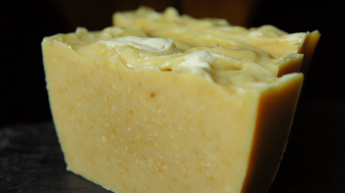 EmberEssentials's tweet image. Our new scents are up!  Check out our Honeysuckle Soap and our Bug Off Soap!  #natural #life #nature #smallbiz #soap