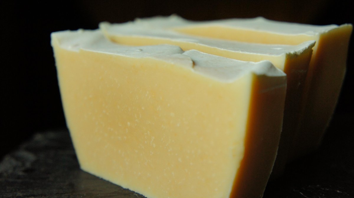 EmberEssentials's tweet image. Our new scents are up!  Check out our Honeysuckle Soap and our Bug Off Soap!  #natural #life #nature #smallbiz #soap