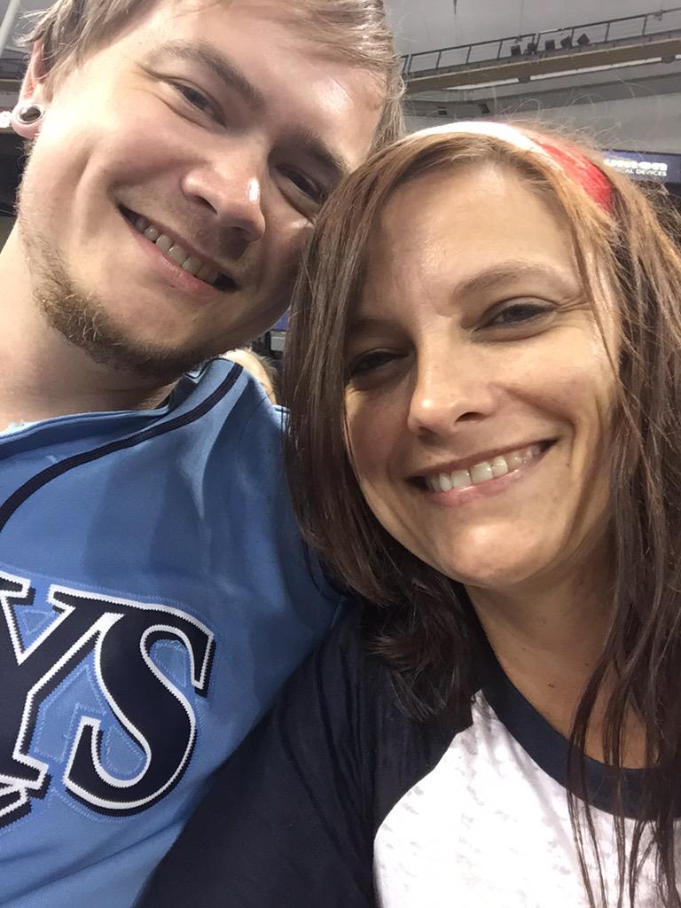 LittleCubbie194's tweet photo. @RaysBaseball 3 games in 5 days! Who's a Rays fan?! We are! #RaysUp http://t.co/tWRMxodasG