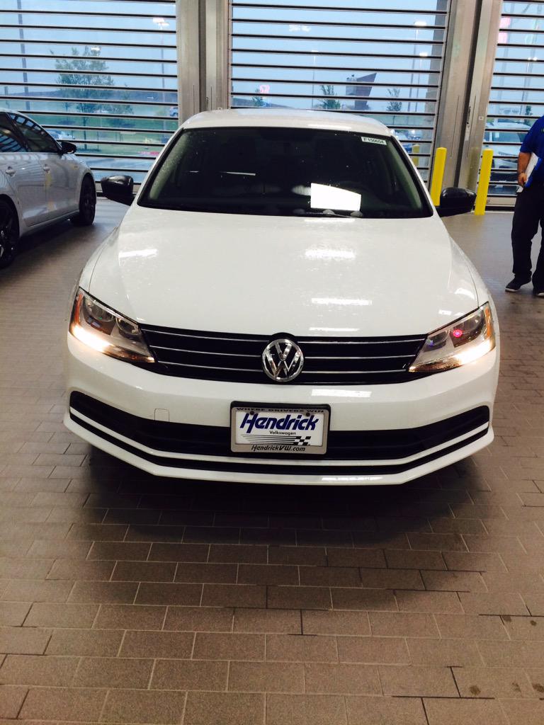 Dorkis12345's tweet photo. NEW WHIP😎🚗 http://t.co/bWnTtK8a34