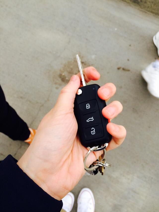 Dorkis12345's tweet photo. NEW WHIP😎🚗 http://t.co/bWnTtK8a34