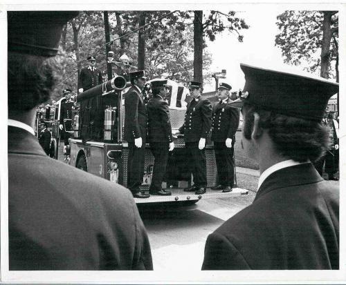 BillyGoldfeder's tweet photo. May 25th, '78 Rembr LODD's of Captain J. Dunn & FF R. Hassett-arson fire. #BethpageFD @VoFTruckCo @NassauFirePipes http://t.co/aJ4VV4wPXX
