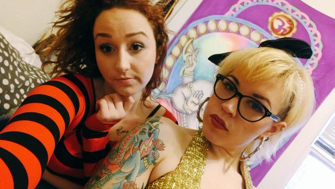 Cum play with @ElizabethTh0rn &amp; I (;  $40 for 60 minutes of strap-on &amp; bdsm fun! @KinkLive #BDSM #girlongirl<a class="tags" target="_blank" title="On Twitter" href="/?out=eyJ0eXAiOiJKV1QiLCJhbGciOiJIUzUxMiJ9.eyJpYXQiOjE3MjQ3ODQ3NTIsImlzcyI6InR3cG9ybnN0YXJzLmNvbSIsIm5iZiI6MTcyNDc4NDc1MiwiZXhwIjoxNzU2MzIwNzUyLCJyZWRpcmVjdF91cmwiOiJodHRwczovL3R3aXR0ZXIuY29tL0VsaXphYmV0aFRoMHJuIn0.cfVd5RUby6fZG60g0OJjN8fSfQZ3ZjdAcSGyfE-uCsO9FoOwIO3193evFEpXSh-c0aVkuY-To-F87lOEMIKYmw">@ElizabethTh0rn</a><a href="/tag/bdsm"class="tags"><span>#bdsm</span></a><a href="/tag/girlongirl"class="tags"><span>#girlongirl</span></a>