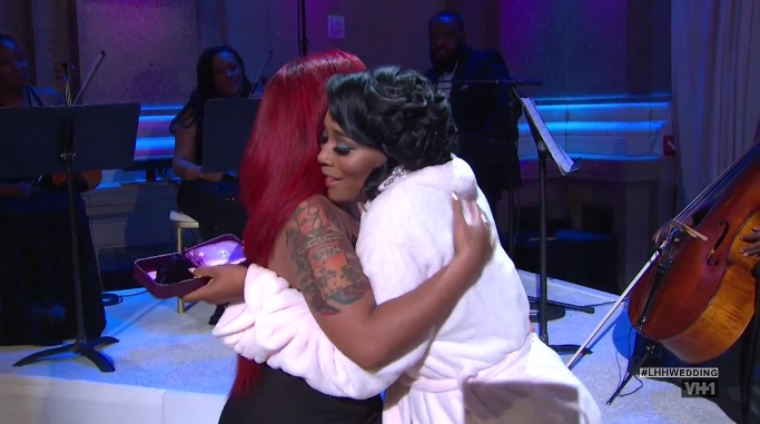 loveandhiphop's tweet photo. So sweet! #LHHWedding http://t.co/5NJtB9EH89
