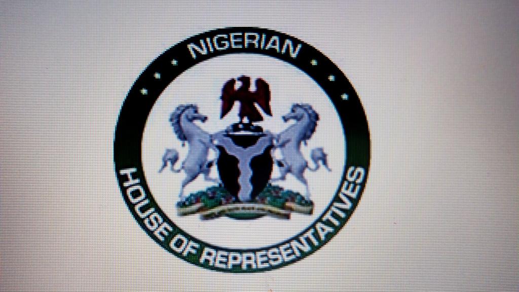 TonakMedia's tweet photo. Still awake! Editing tinz... http://t.co/cg8mgQh4QZ