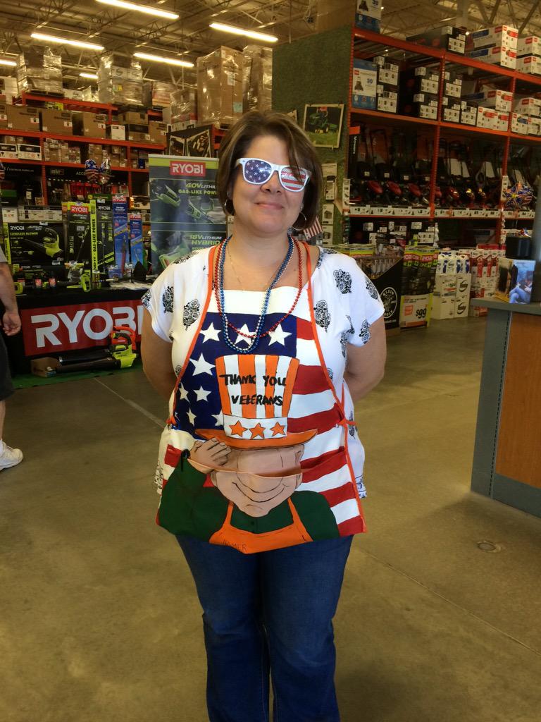 KimberlyRickert's tweet photo. Store 942! Memorial Day 2015 http://t.co/dgFYoEEfSR