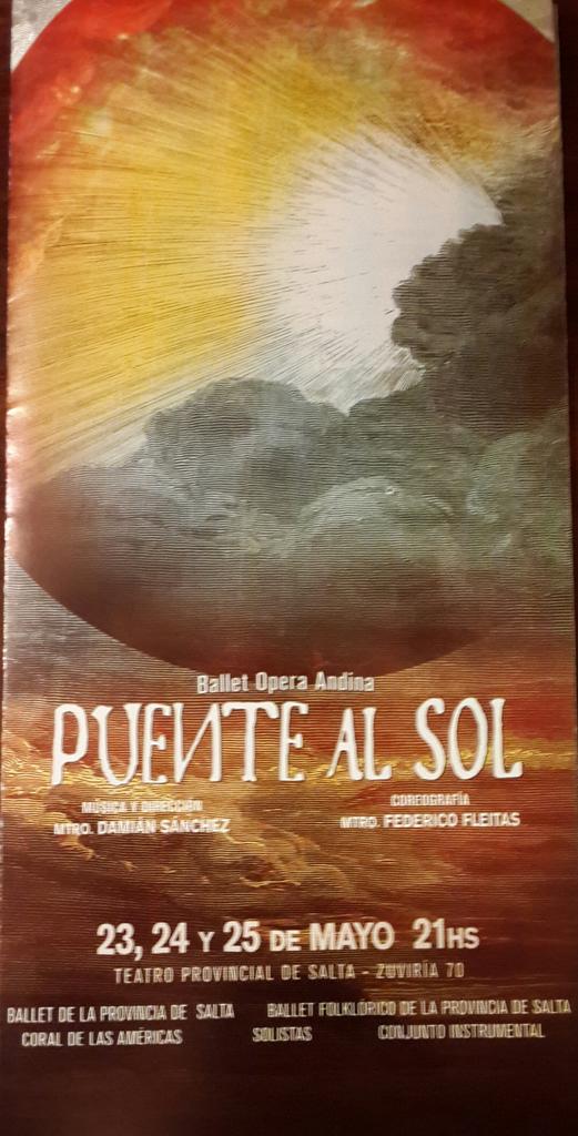 movejerosla's tweet photo. "Puente al Sol", a sala llena en el Teatro Provincial, como cierre de un fin de semana largo pleno de Cultura. http://t.co/9CR4yloW0T