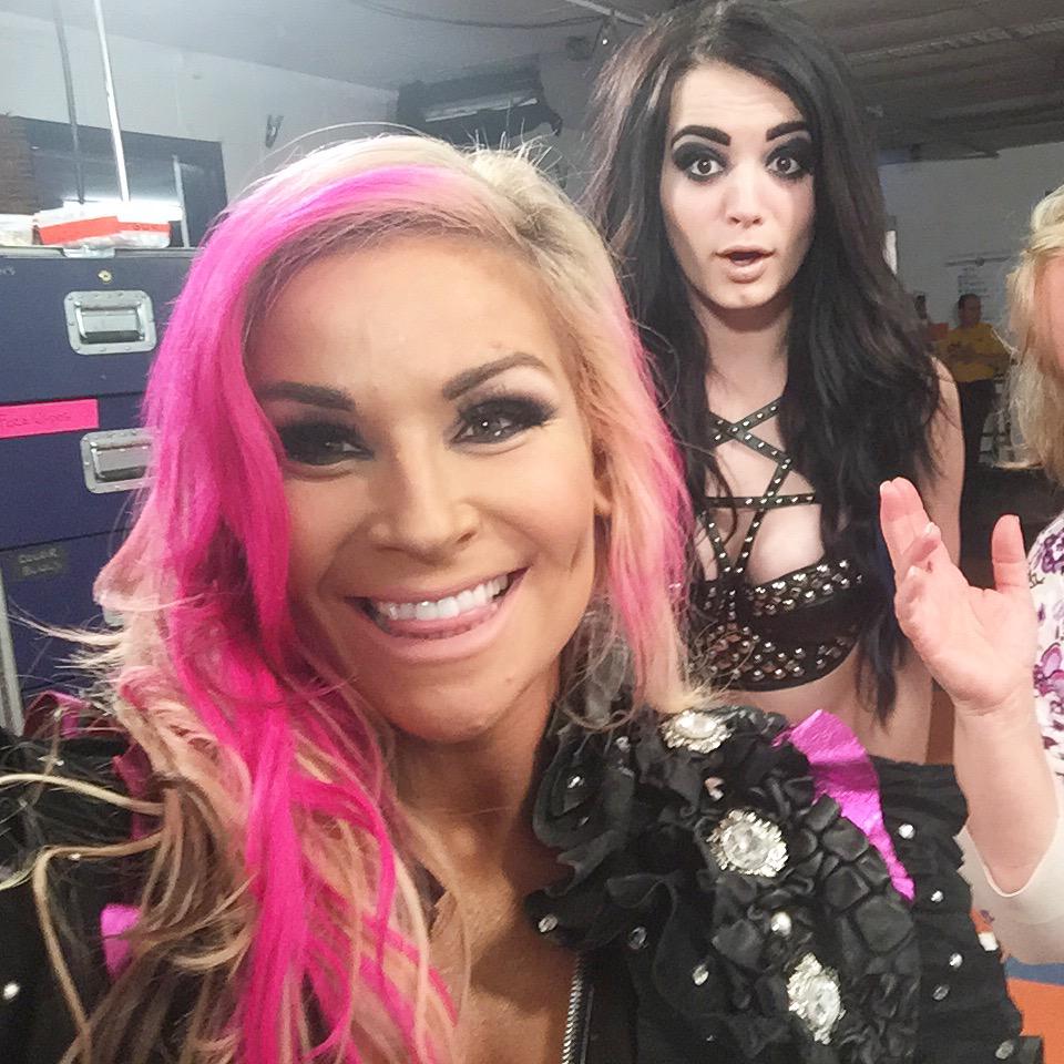 NatbyNature's tweet photo. Our faces when we hear @HeymanHustle on @steveaustinBSR Podcast!!!! Yahooooo! Can't wait ... 🙀 @realpaigewwe #Raw http://t.co/oG4poSlROK