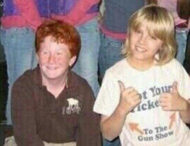 jdgmntlgay's tweet photo. i love that ed sheeran and taylor swift have been childhood friends and never let fame change them. http://t.co/sUNr4pUpZn