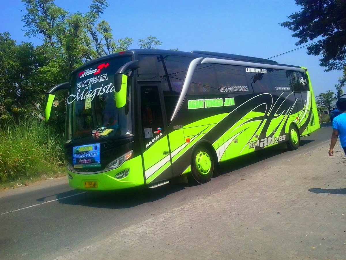 Angga1836's tweet photo. agam tungga jaya masuk rm kurnia jatim ngawi @SukaFotoBis @AyoNgebis_48 @ethekewek @JankMamo23 @Dedy_pa5tan http://t.co/oHpVCnSmud
