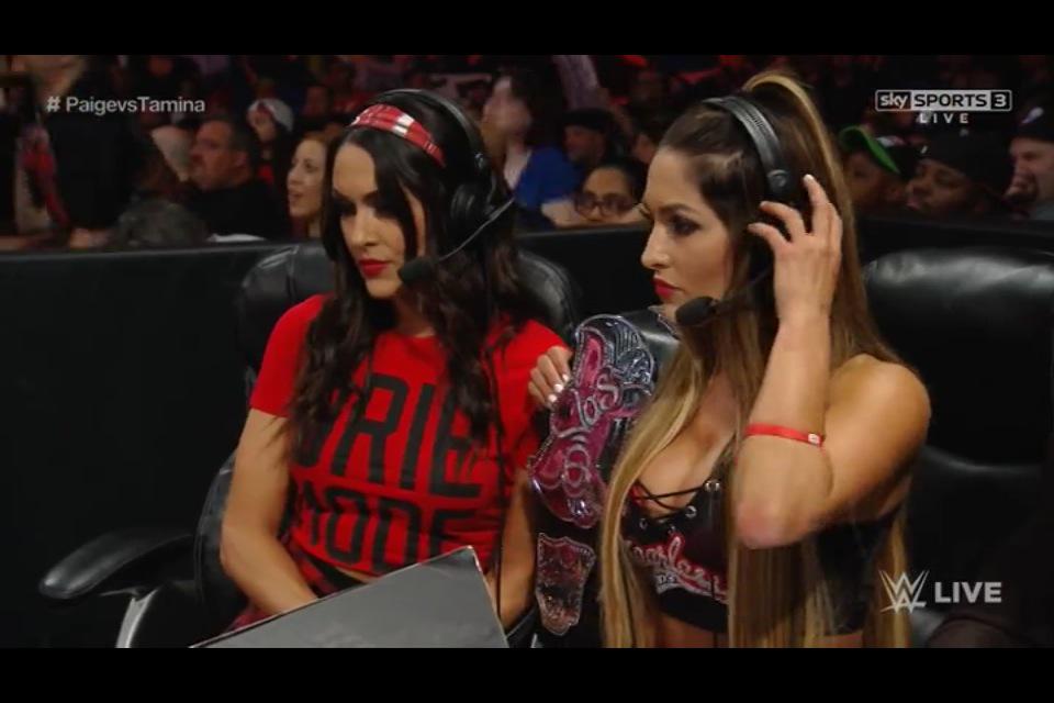 ILikeBellas's tweet photo. Slaying on commentary! #RAW http://t.co/8VTwFiGAxX
