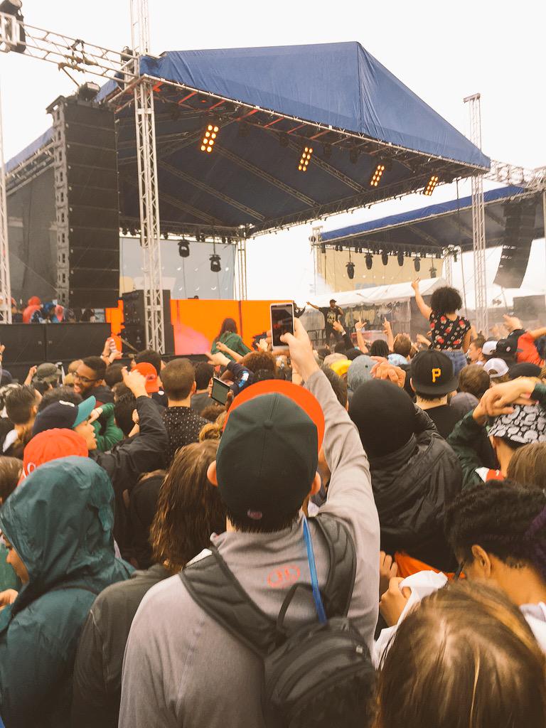 sampalmtree's tweet photo. 'Twas a good time #Soundset #BigSean http://t.co/ZjrNkUtwdK