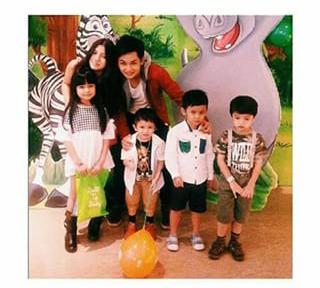 HeartRAVERS's tweet photo. Bnyk bngt anak yaahaha"@RandyMartin98 @cassandrasleee http://t.co/dkGY2S7ggq