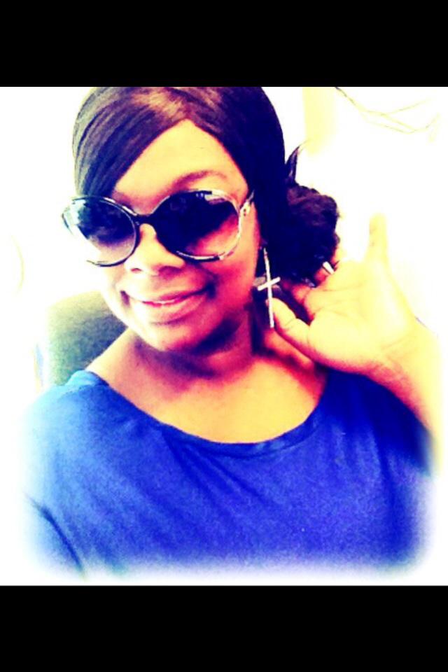 DmoreMomager's tweet photo. It's been forever since I've been on here but I'm backkkkk!!!!! I have been one busy woman.. #TeamSuccess #TeamDmore http://t.co/T5S5bL7004