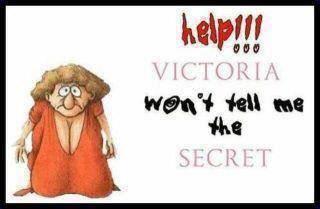 CadillacCT52021's tweet photo. Want somebody help her please http://t.co/FSVSTFHreU