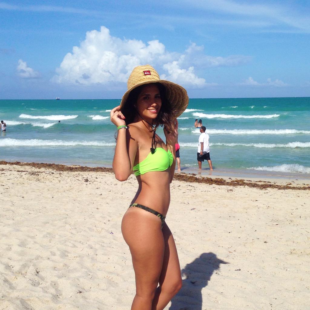 laurita6896's tweet image. #2Shades #2posts