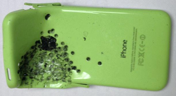 Tertembak Shotgun, Nyawa Cowok Ini Terselamatkan Berkat iPhone 5c bit.ly/1PJkj19