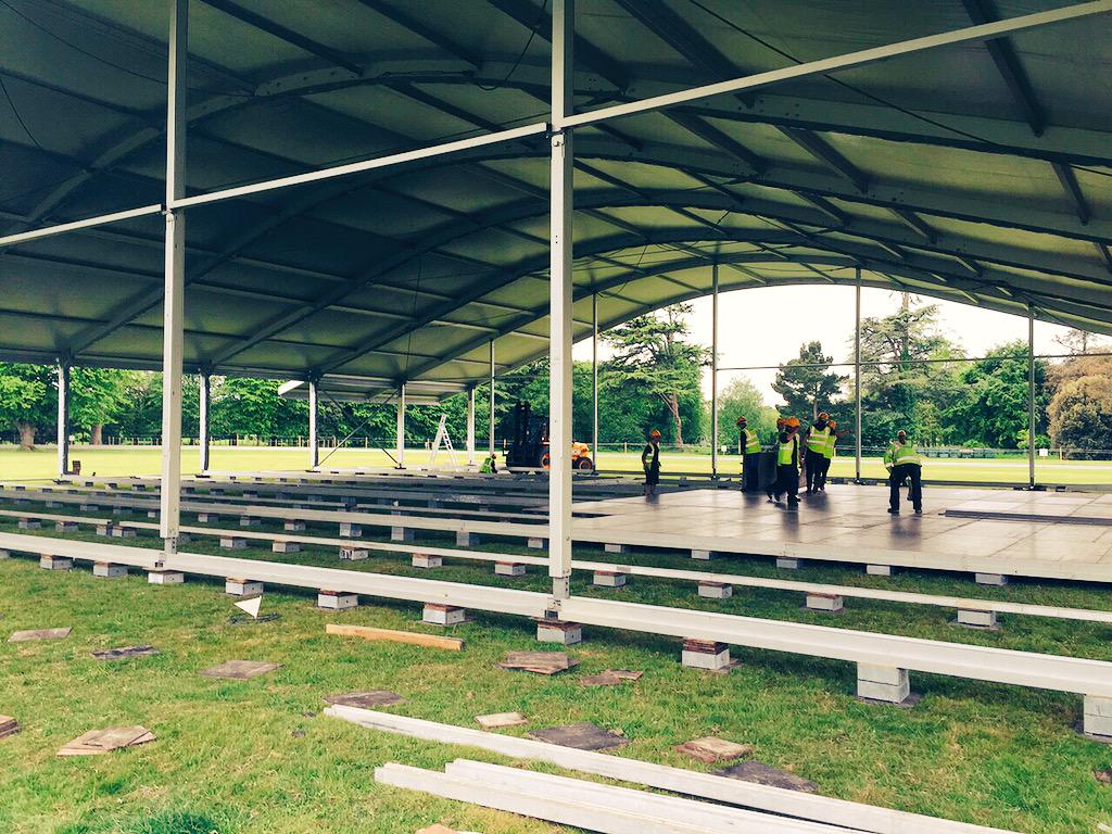 losbergeruk's tweet photo. And so it begins 15,000m2 of #losberger #temporaryeventstructures being installed at the #GFOS #eventprofs http://t.co/oX1WOPyNOW