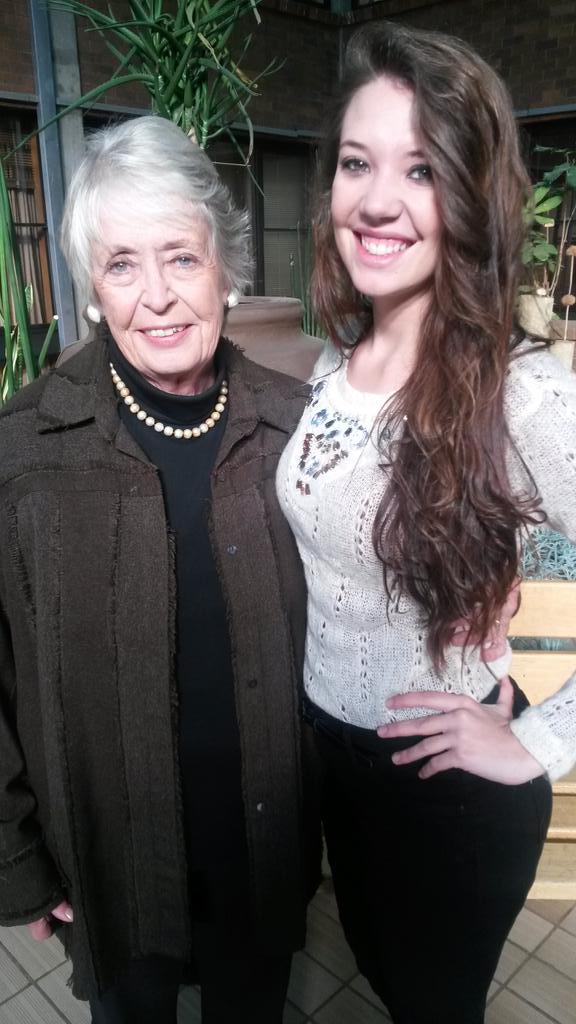 CeletiaReinders's tweet photo. It was a privilege meeting this inspirational woman this morning @PotchDAmayor @missearth_sa http://t.co/SXlrwrAqh5
