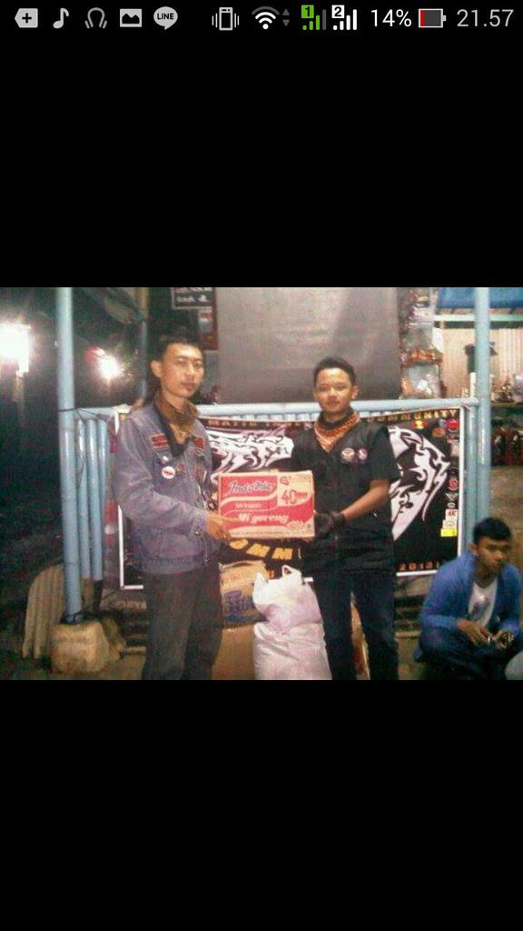 Acara bakti sosial @kopdaran manomic