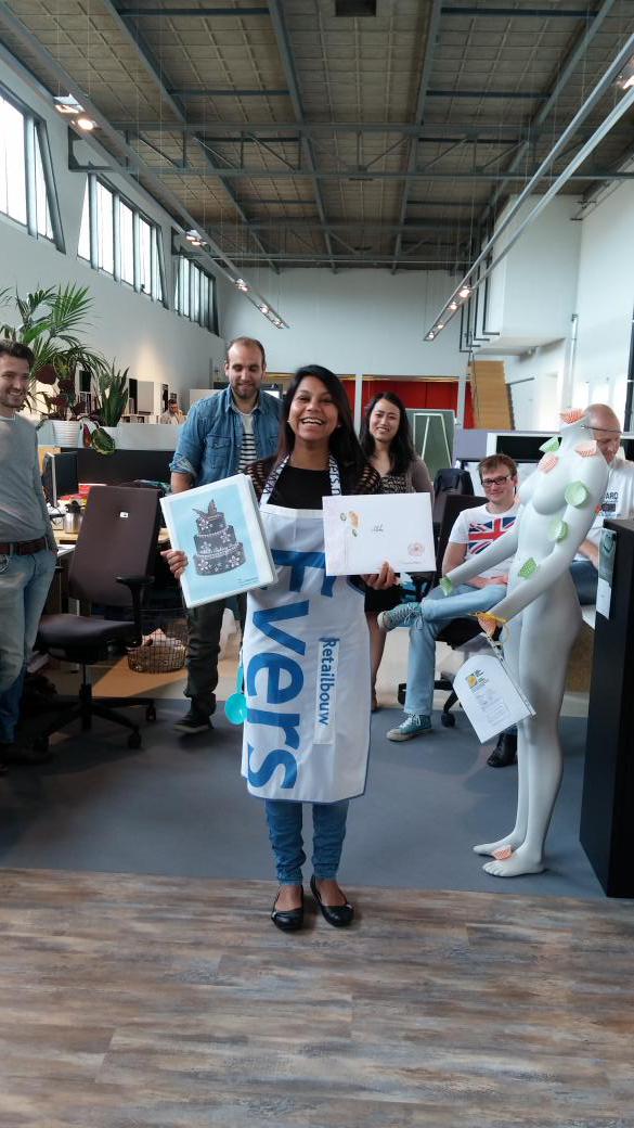everspartners's tweet photo. afscheid genomen van onze lieve collega Alisha. Veel succes! En kom nog eens langs met het resultaat van de recepten. http://t.co/6jqkP3Q4cK