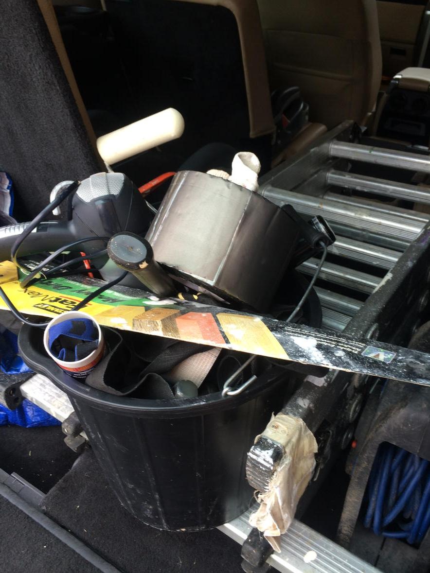 mrtrat's tweet photo. Tools for jobs. #manlysoninlawthings http://t.co/hRbCNGXDoS